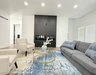4602 Sycamore Street - Photo Thumbnail 10