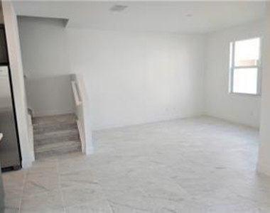 1851 Sandpiper Pointe Place - Photo Thumbnail 5