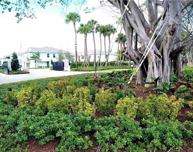1851 Sandpiper Pointe Place - Photo Thumbnail 24