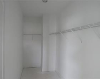 1851 Sandpiper Pointe Place - Photo Thumbnail 12