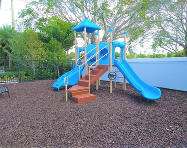 1851 Sandpiper Pointe Place - Photo Thumbnail 17