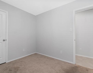 8730 Texas Risinger Drive - Photo Thumbnail 9