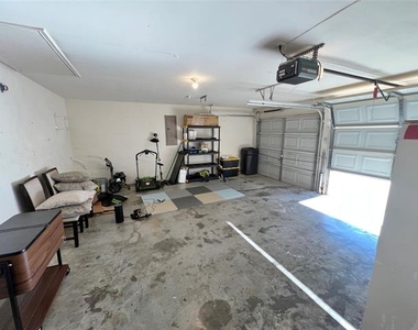 112 Walnut Lane - Photo Thumbnail 18