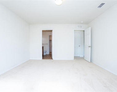3116 Montserrat Creek Drive - Photo Thumbnail 7