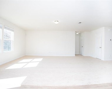 3116 Montserrat Creek Drive - Photo Thumbnail 2