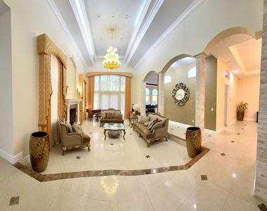 5981 Sw 37th Terrace - Photo Thumbnail 5