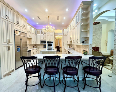 5981 Sw 37th Terrace - Photo Thumbnail 1