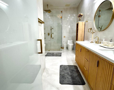 5981 Sw 37th Terrace - Photo Thumbnail 13
