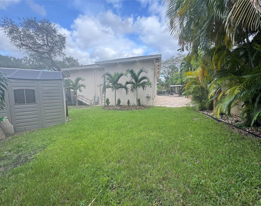5981 Sw 37th Terrace - Photo Thumbnail 27