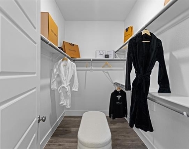 4777 N Luxe Lane - Photo Thumbnail 18