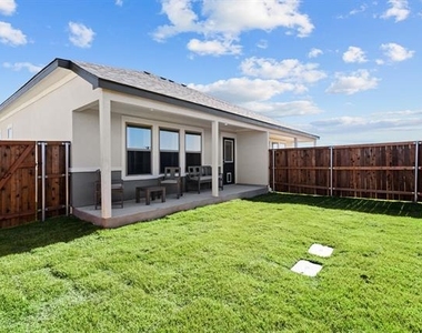 4777 N Luxe Lane - Photo Thumbnail 20