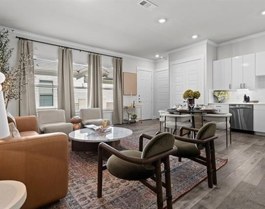 4777 N Luxe Lane - Photo Thumbnail 6