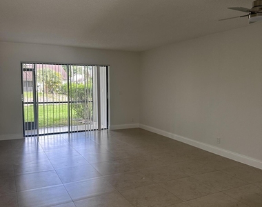 23466 Sw 57th Avenue - Photo Thumbnail 10