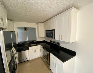 23466 Sw 57th Avenue - Photo Thumbnail 2