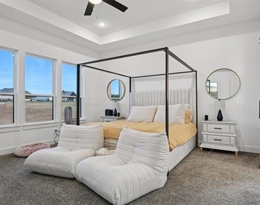 1522 Carter Drive - Photo Thumbnail 17