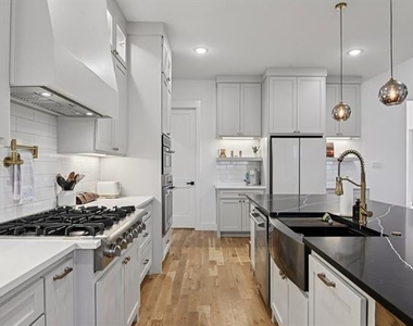 1522 Carter Drive - Photo Thumbnail 10