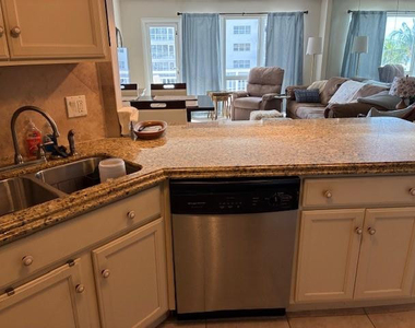 133 N Pompano Beach Boulevard - Photo Thumbnail 6