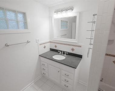 3900 Dexter Avenue - Photo Thumbnail 20