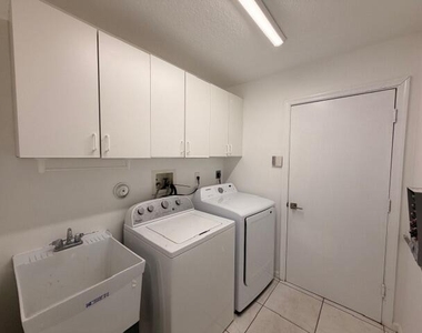 4853 Nw 66th Avenue - Photo Thumbnail 26