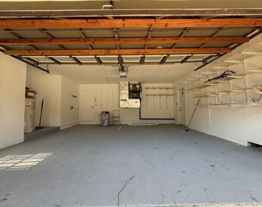 4853 Nw 66th Avenue - Photo Thumbnail 28