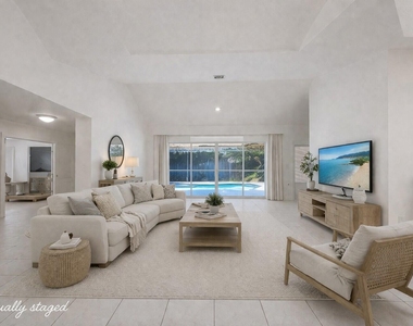4853 Nw 66th Avenue - Photo Thumbnail 5