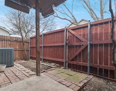 3805 Brandon Park Drive - Photo Thumbnail 14