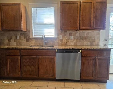 2849 W 12th Street - Photo Thumbnail 6