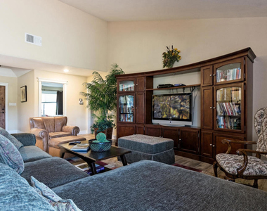 6161 E Los Angeles Avenue - Photo Thumbnail 3