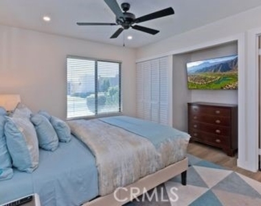 48139 Calle Seranas - Photo Thumbnail 16
