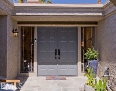 48139 Calle Seranas - Photo Thumbnail 2