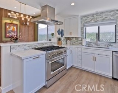 48139 Calle Seranas - Photo Thumbnail 11