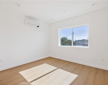 10905 Dalerose - Photo Thumbnail 10