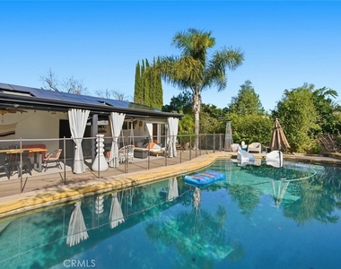 6443 Gross Avenue - Photo Thumbnail 31
