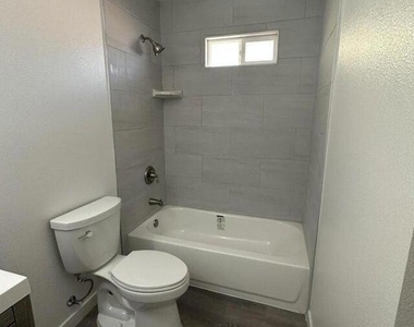 10027 Campbell Avenue - Photo Thumbnail 3