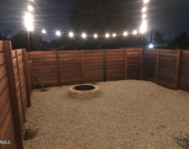 10027 Campbell Avenue - Photo Thumbnail 8