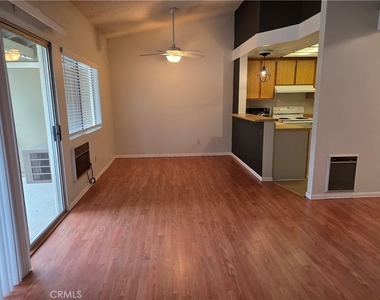 26296 Los Viveros - Photo Thumbnail 5
