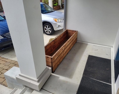 3282 Winkle Avenue - Photo Thumbnail 7