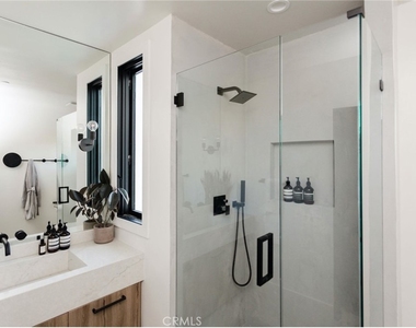 3656 Avenida Del Sol - Photo Thumbnail 23