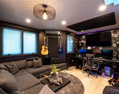 3656 Avenida Del Sol - Photo Thumbnail 11