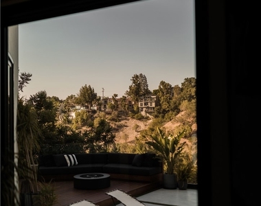 3656 Avenida Del Sol - Photo Thumbnail 35