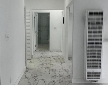 4172 Dorsey - Photo Thumbnail 2