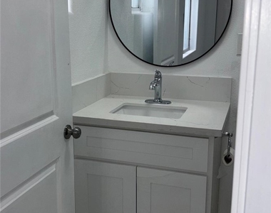 4172 Dorsey - Photo Thumbnail 9
