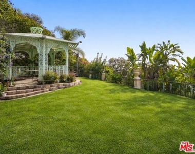 2258 Gloaming Way - Photo Thumbnail 23
