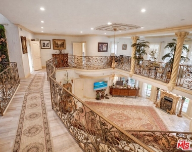 2258 Gloaming Way - Photo Thumbnail 15