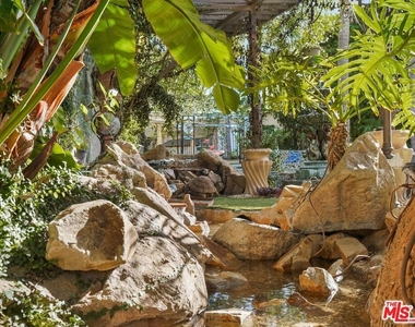 2258 Gloaming Way - Photo Thumbnail 24