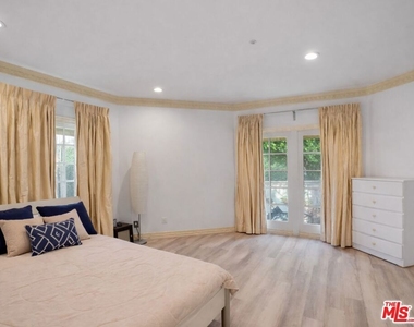 2258 Gloaming Way - Photo Thumbnail 12