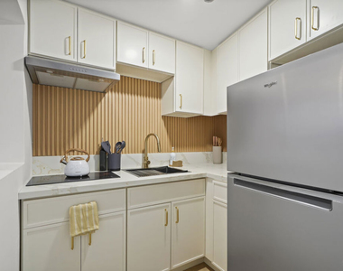 2258 Gloaming Way - Photo Thumbnail 34
