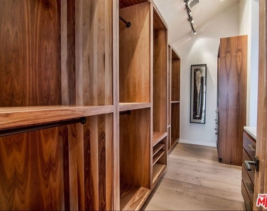 1506 Walnut Avenue - Photo Thumbnail 16