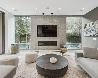 1506 Walnut Avenue - Photo Thumbnail 2