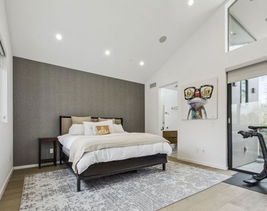 1506 Walnut Avenue - Photo Thumbnail 17